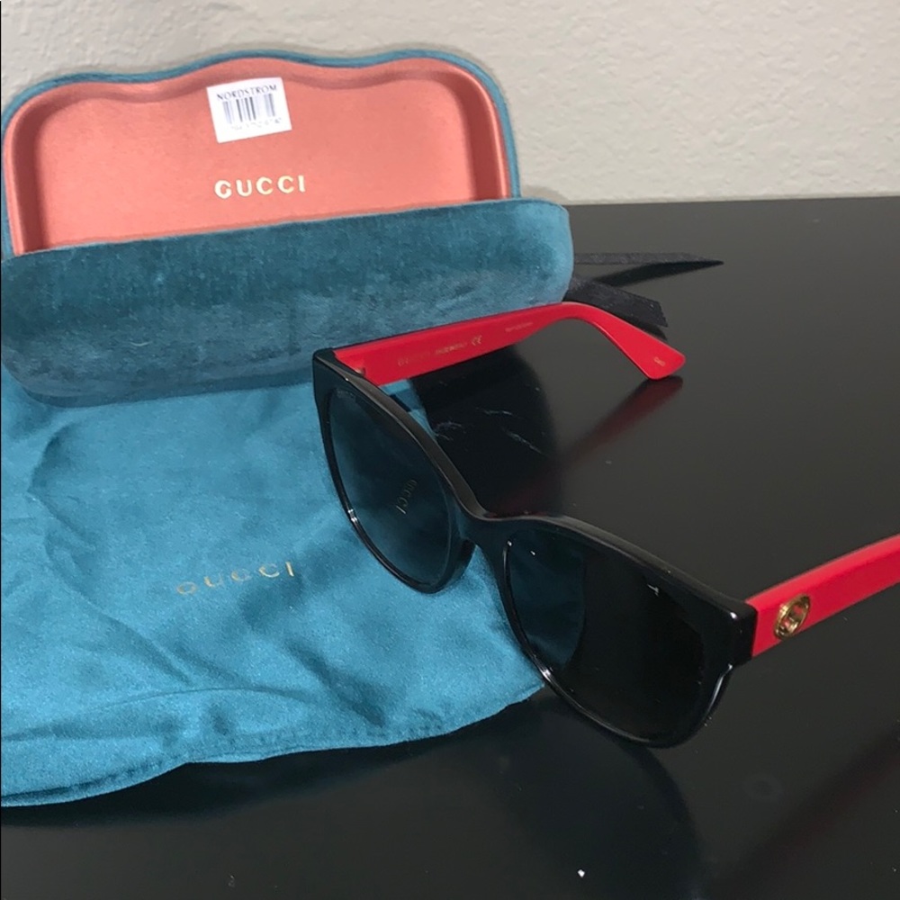 Authentic Never Worn Gucci Sunglasses - image 1